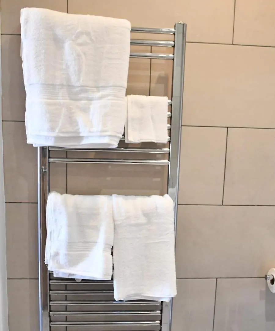 Spacious 2Bedroom Apartment In London City Airport 0*,  영국