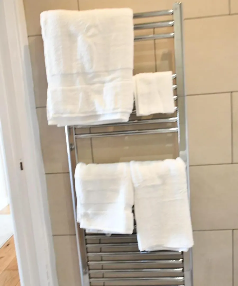 Spacious 2Bedroom Apartment In London City Airport