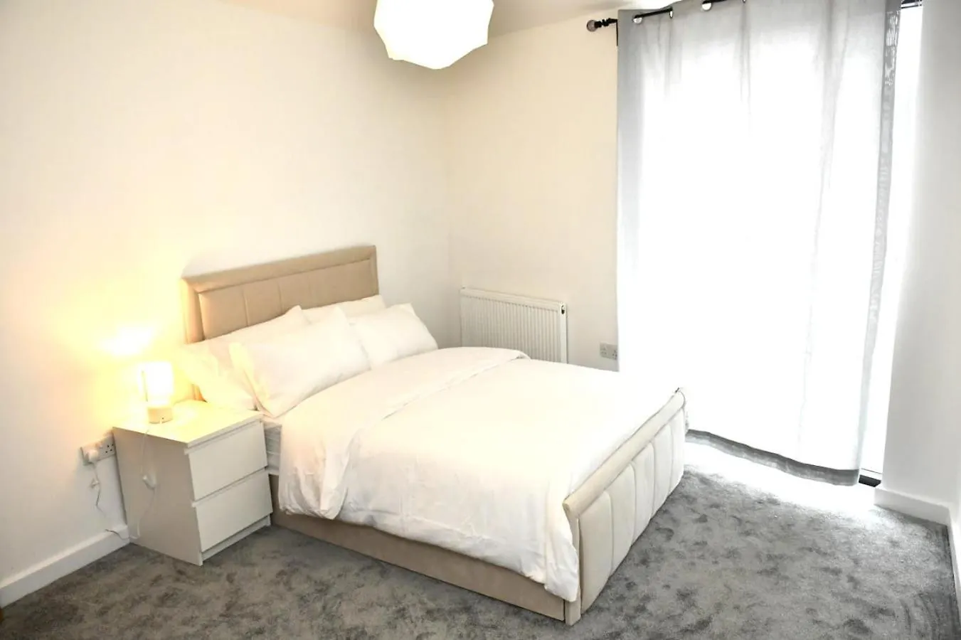 Spacious 2Bedroom Apartment In London City Airport